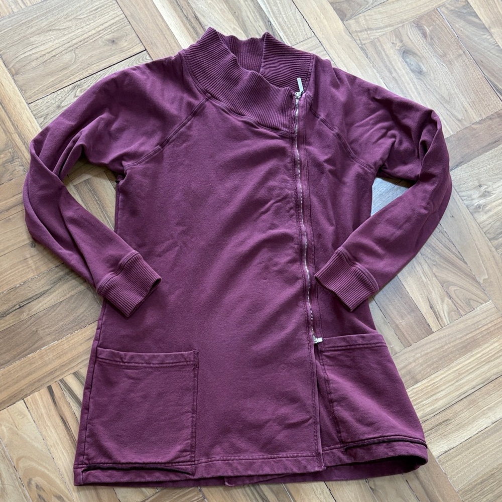 Hard Tail Burgundy Asymmetrical Zip Cardigan sz M